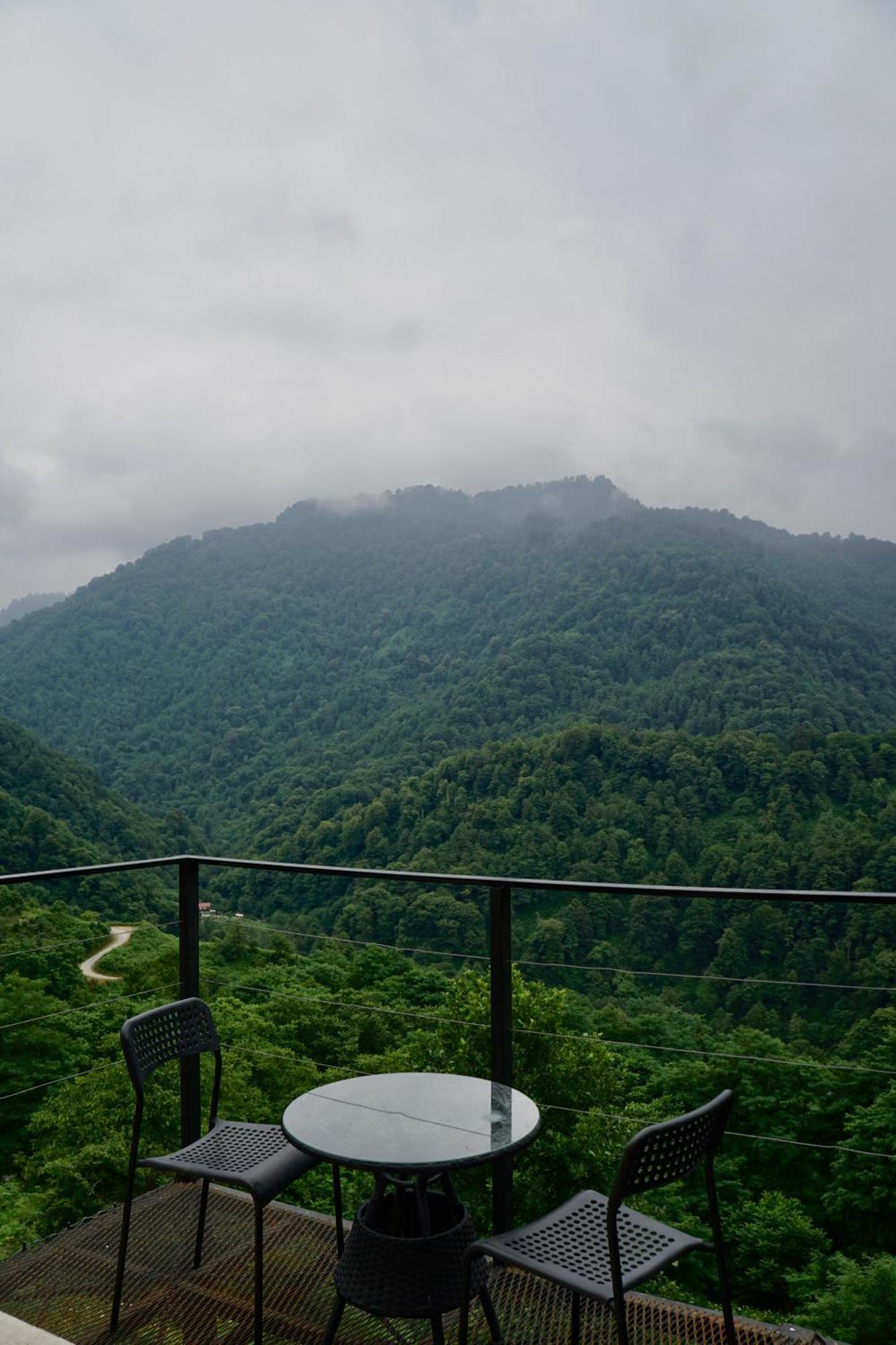 Mtirala Glamping Hotel Chakvistavi Luaran gambar